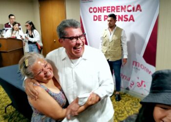 No es obligatorio que ganador de encuesta sea candidato de Morena: Ricardo Monreal