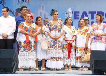 Inaugura Lili Campos la Feria del Carmen 2023