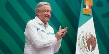 La transformación continuará porque hay relevo generacional: AMLO