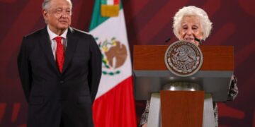 Piden buscadoras a AMLO que las reciba tras visita de Carlotto