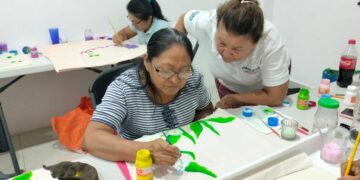 Impulsa Atenea Gómez empoderamiento de las mujeres con taller “Aprendiendo y emprendiendo”