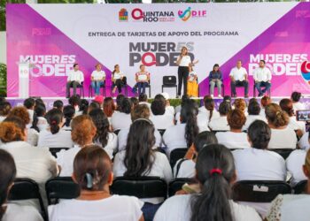 Empodera Mara Lezama a más mujeres en el sur del Estado