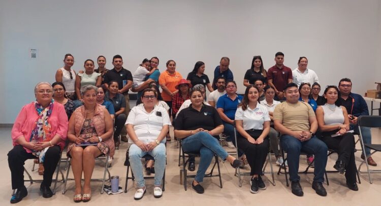 Instituto Municipal de la Mujer de Puerto Morelos imparte plática sobre violencia laboral