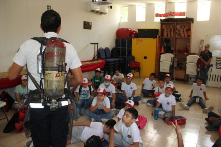 Ana Paty Peralta inaugura curso de “Baaxlo’ob Paalalo’ob 2023”