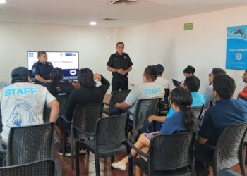 Capacitan en prevención del ‘robo hormiga’ a personal del sector turístico en Isla Mujeres