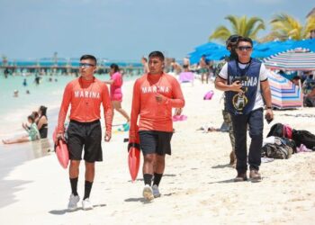 Atenea Gómez, pendiente de familias isleñas y turistas a través del Operativo Vacacional de Verano