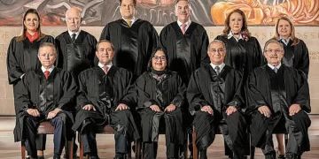 Impulsa Morena juicio político contra los ministros de la SCJN