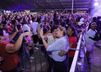 Feria de Playa del Carmen alegra a solidarenses