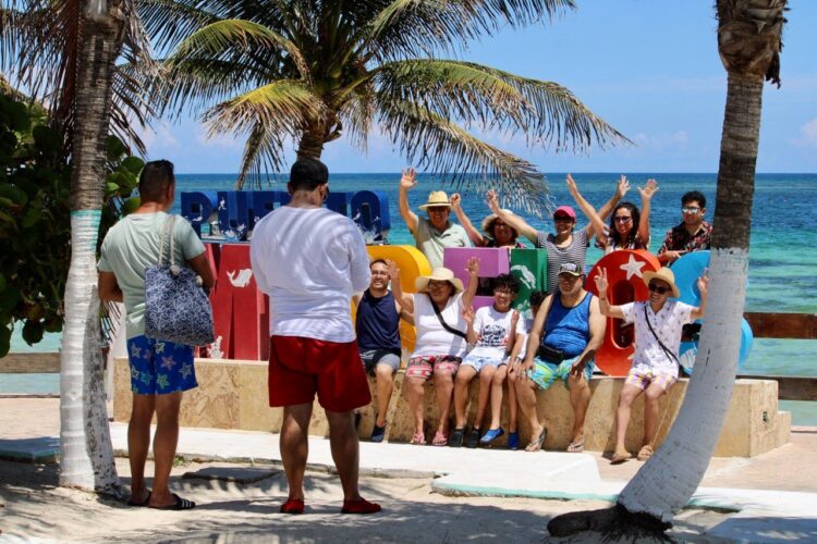 Pronóstica Puerto Morelos una gran temporada vacacional de verano
