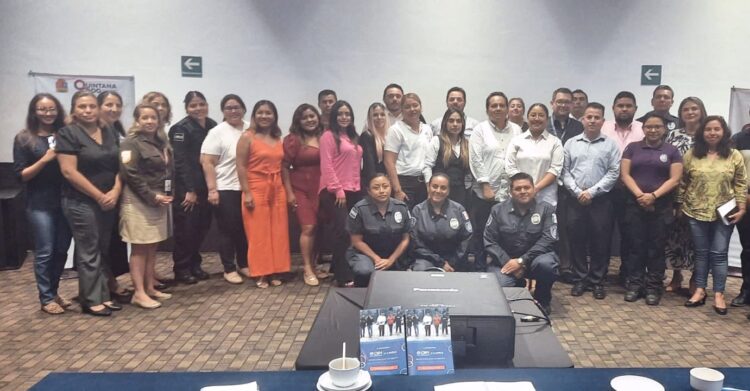 Capacitan en Isla Mujeres a personal de Seguridad Pública y Tránsito en la Trata de Personas