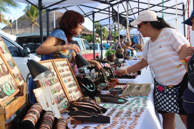 Un éxito, edición de julio del Pabellón Artesanal y Gastronómico “Creaciones de mi gente”