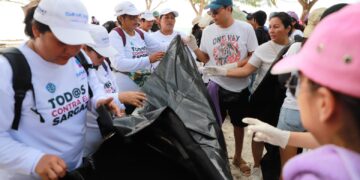Exitosa Brigada de Limpieza en la Zona Continental de Isla Mujeres