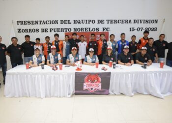Presentan a equipo de fútbol de tercera división Zorros de Puerto Morelos