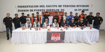 Presentan a equipo de fútbol de tercera división Zorros de Puerto Morelos