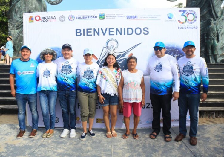 Da Lili Campos el pitazo para el torneo de pesca legado y tradición