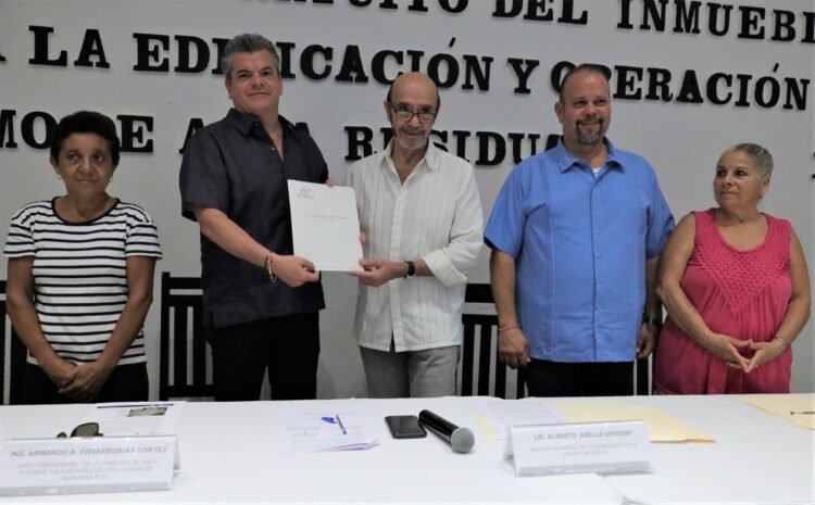 Entrega comuna predio para construcción de cárcamo de aguas residuales en Puerto Morelos