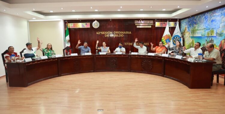 Se aprobó en Isla Mujeres reformas a artículos de la Constitución del Estado Libre y Soberano