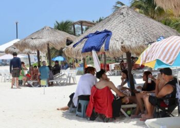 Puerto Morelos vive auge turístico durante primera semana de vacaciones de verano