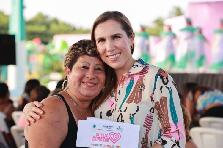 Refrenda Atenea Gómez compromiso con mujeres con programa "Isleña de Corazón"