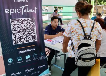 Ofertan más de 300 vacantes en feria del empleo "Contráta-te en Puerto Morelos"