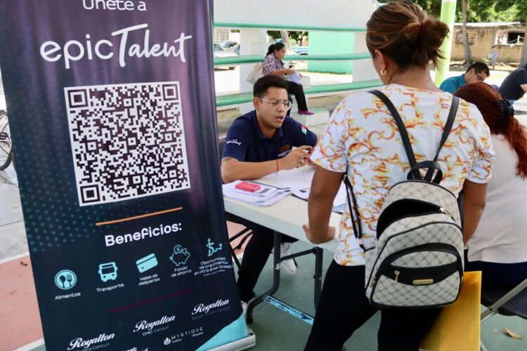 Ofertan más de 300 vacantes en feria del empleo "Contráta-te en Puerto Morelos"