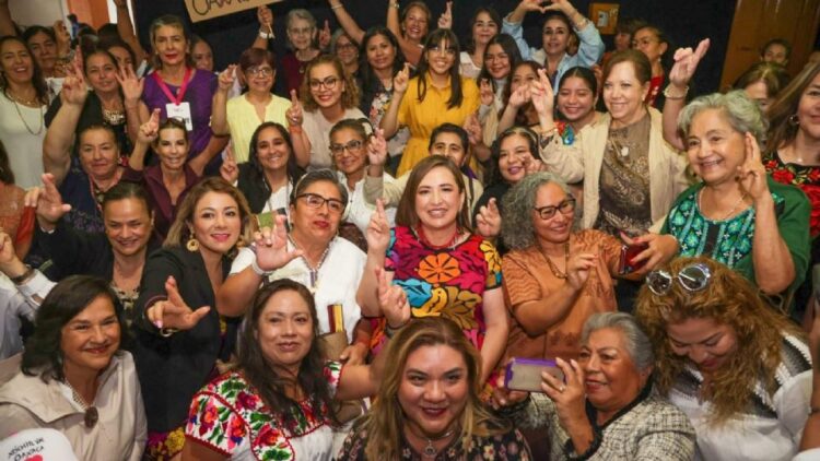 Pasa Xóchitl Gálvez el primer filtro del Frente Amplio por México