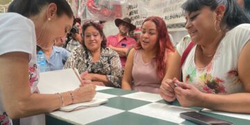 Claudia Sheinbaum plantea escenario de campaña del frente opositor