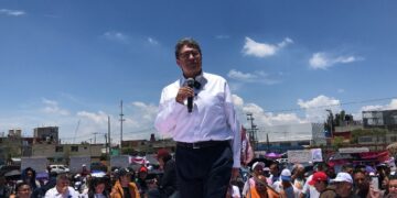 Llama Ricardo Monreal a aspirantes a aceptar recomendación sobre publicidad
