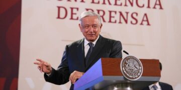 Migración y combate a drogas, temas a abordarse con Sherwodd-Randall, señala AMLO