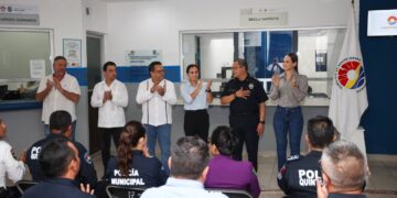 Establece Ana Paty Peralta conexión directa en seguridad