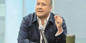 Anuncia Enrique Alfaro anuncia ruptura con MC