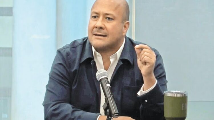 Anuncia Enrique Alfaro anuncia ruptura con MC