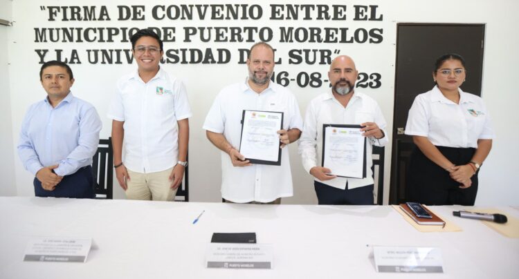 Ayuntamiento de Puerto Morelos firma convenio para impulsar educación superior de trabajadores