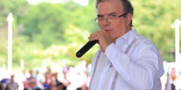Marcelo Ebrard pide Mario Delgado proteger proceso de “corcholatas”