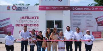 Lleva Mara Lezama a Lázaro Cárdenas atención a salud con Unidad del Bienestar