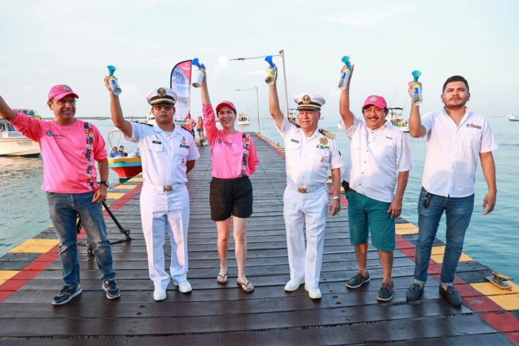 Da Atenea Gómez disparo inaugural del VIII Torneo Internacional de Pesca Femenil