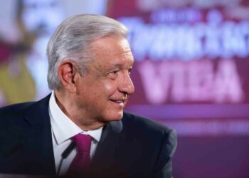 AMLO apela orden de juez para abstenerse de hacer referencias a Xóchilt Gálvez