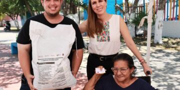 Trabaja Atenea Gómez por bienestar de personas adultas mayores y con discapacidad