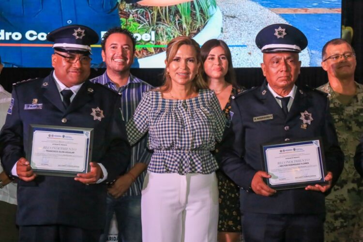 Por primera vez en Playa del Carmen logran jubilación de policías
