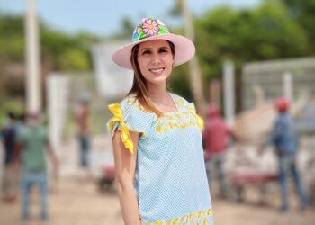 Constata Atenea Gómez avance de la obra de Plaza Ejidatarios en Ciudad Mujeres