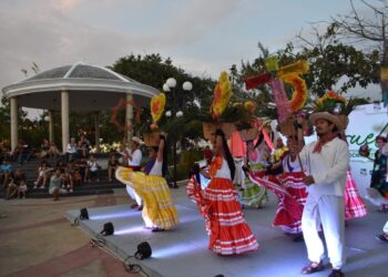 Una noche inolvidable, así se vivió a Guelaguetza 2023 en Puerto Morelos