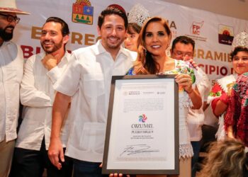 Renán Sánchez reconoce atención histórica de Mara Lezama en Cozumel