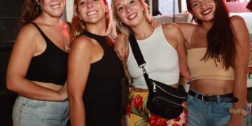 Se unen turistas para las fiestas del 173 Aniversario de Isla Mujeres