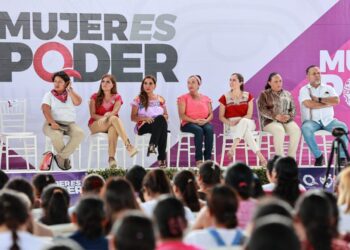 Encabezan Mara Lezama y Atenea Gómez entrega de tarjetas ‘Mujer es Poder’