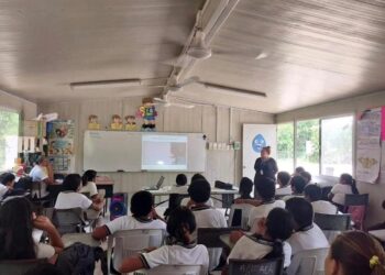 Invitan a jóvenes de Playa del Carmen a acercarse a centros de salud