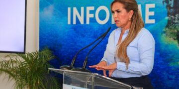 Solicita Lili Campos a CFE y Aguakan servicios de calidad