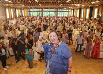 Xóchitl Gálvez presenta propuesta de nación a líderes empresariales de Quintana Roo