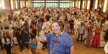 Xóchitl Gálvez presenta propuesta de nación a líderes empresariales de Quintana Roo