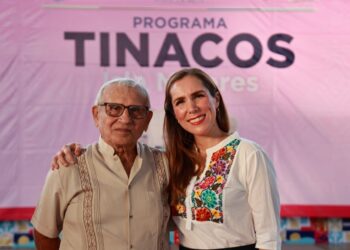 Impulsa Atenea Gómez Ricalde programa “Agua para ti” en Isla Mujeres