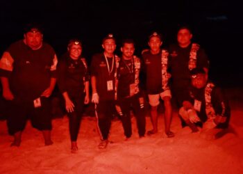 Se unen familias de Isla Mujeres para apoyar al Campamento Tortuguero